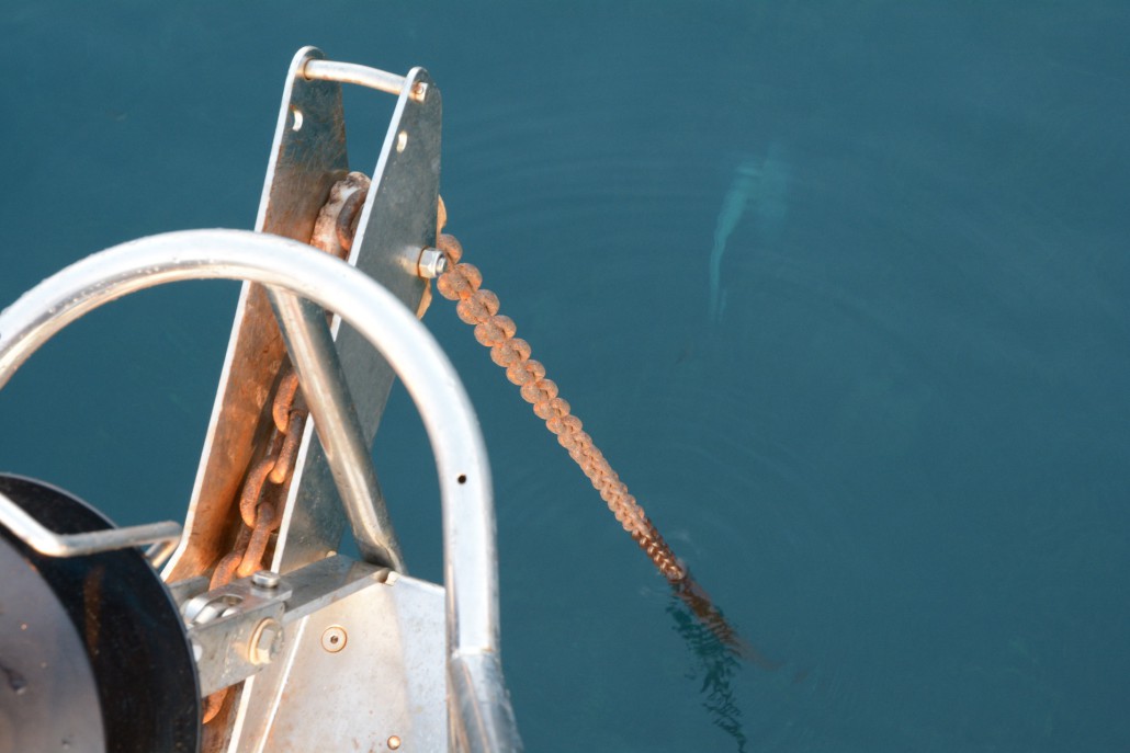 vue du chaumar jusqu'à l'ancre au fond de l'eau